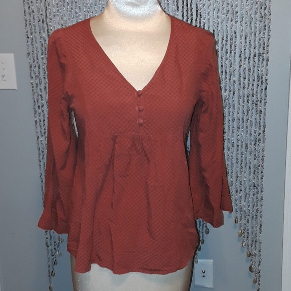 Women's blouse - Picture 1 of 4